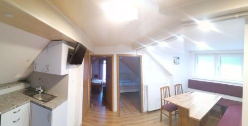 Apartments Gubanec - image 11