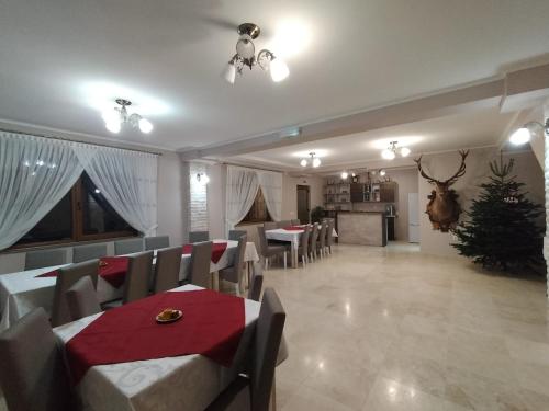 Casa Vânătorilor (Casa Vanatorilor) in Arieseni