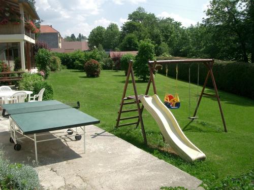 Gîte 1805Bis Montagnes du Jura avec Spa et Sauna classé 3 étoiles