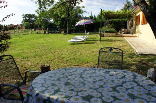 HOUSE VEZO in Bartici