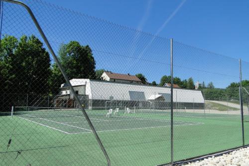 Gîte 829 Montagnes du Jura avec Spa et Sauna classé 3 étoiles