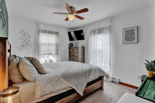 Vacation Home w/Hot Tub/Sauna and Gaming Room in Albrightsville, USA