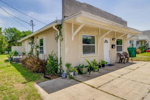 Melbourne Apartment Near Downtown and Beaches! in Melbourne, USA