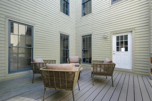 2br Apartment With King Beds, Historic Charm in Louisville, USA