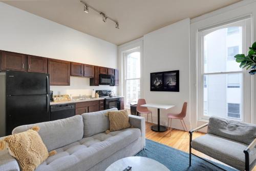 Historic Charm, Walkable Entertainment in Louisville, USA