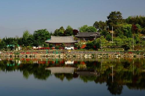 Damyang Flower & Hanok