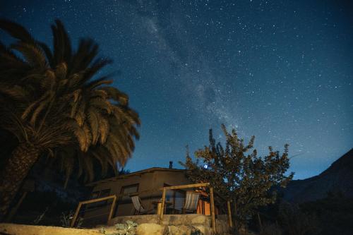 Piuquenes Lodge - Cabañas Valle de Elqui