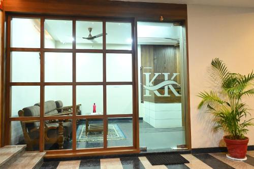 KK SERVICE APARTMENTS