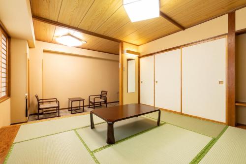 Japanese-Style Room