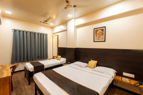 Hotel Ellora Park Pune