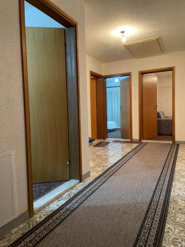 Pišta-pause (Pista-pause) in 比哈奇