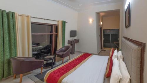 Comfort Inn Naukuchiatal