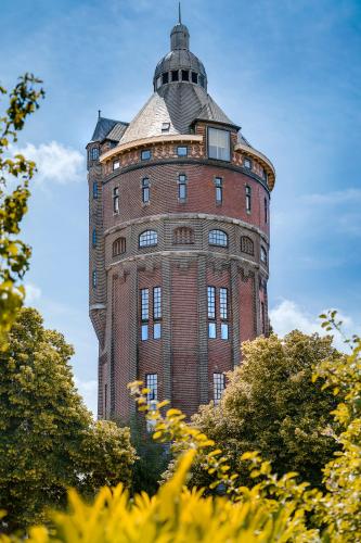 Hotel Watertoren West, Groningen bei Garrelsweer