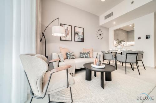 Polished 1BR at Binghatti Creek Al Jadaf by Deluxe Holiday Homes, Dubai (photo 9)