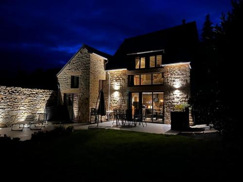 Maison d'hôte avec sauna et jacuzzi à la campagne