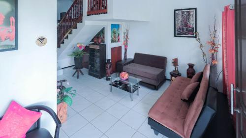 B&B Malang - Villa Malang Puncak Buring - Bed and Breakfast Malang