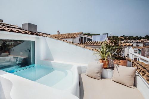 Hotel Llevant - image 8