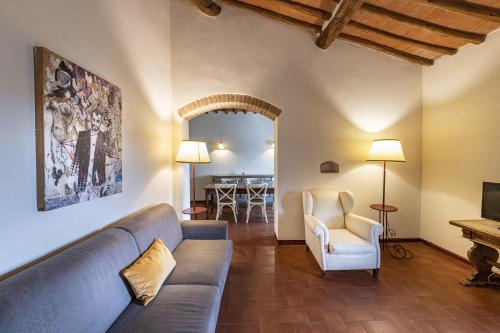 Riserva di Fizzano Residence - Tap to explore photos