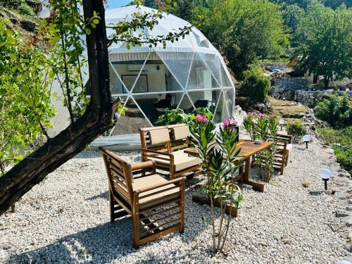 ZEN Relaxing Village in Rijeka Crnojevica