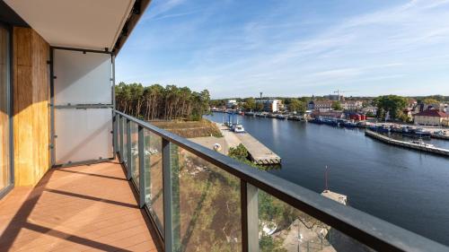 Lighthouse, Sun & Snow