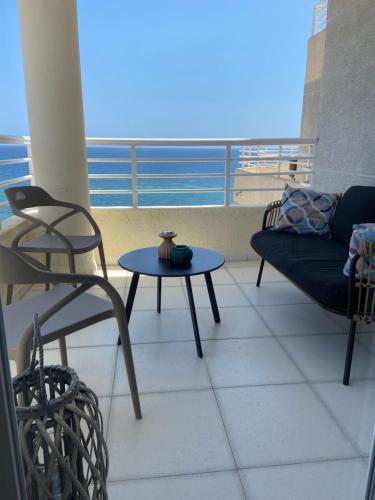 Relaxing Modern Beachfront Apartment - Amazing Sea View - Calp