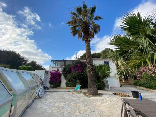 Joli haut de villa à deux pas de la mer et piscine - Location, gîte - Sausset-les-Pins