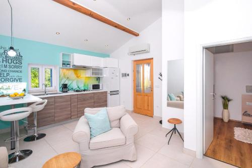  Tamburika colorful apartment in rustica area in Krk