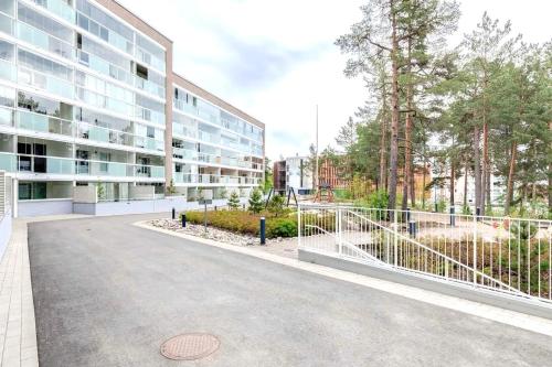 Cozy studio, easy access to Helsinki and near shopping center