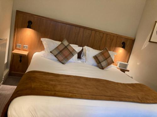 The Crosskeys Hotel - image 13