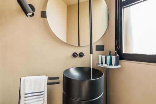 Superior Apartment image 6