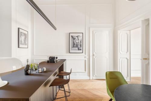 Superior Apartment image 4