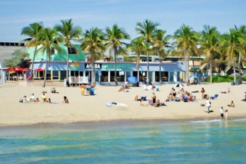 Ocean Flats 1 - Lauderdale-by-the-Sea in Fort Lauderdale, USA