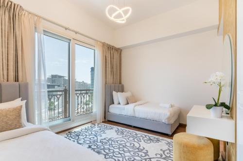 Marina Residences 2BR: Seaside in Palm Jumeirah - image 4