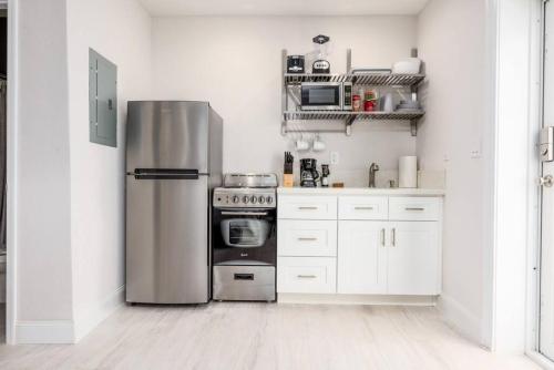 Ocean Flats 3 - Lauderdale-by-the-Sea in 로더데일-바이-더-씨