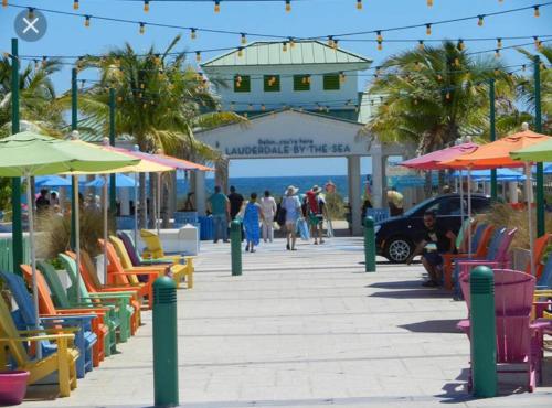 Ocean Flats 3 - Lauderdale-by-the-Sea in 로더데일-바이-더-씨