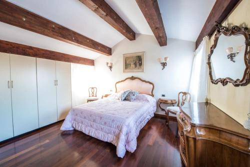 Attic behind St. Mark's Square