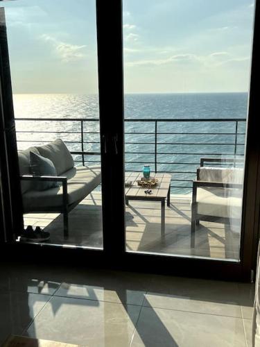The Yacht House