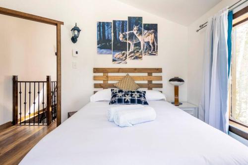 Charming Cottage In a Peaceful Forest & Calm River in Saint-Alphonse-Rodriguez (QC)