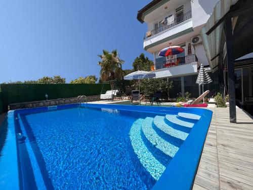Family Villa with Pool on SeaSide - Apartment - Demre