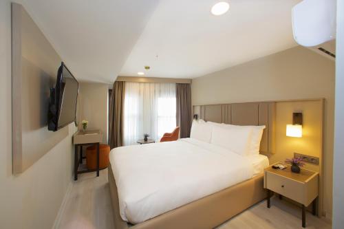 Joy Taksim Room Type - Standard Double Room