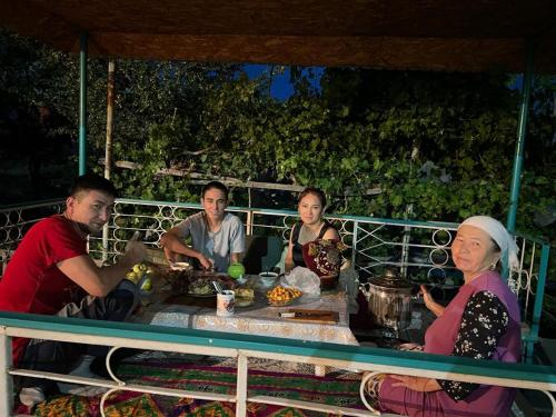 Guest house В гостях у Лаззат in Turkistan