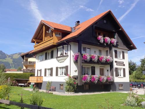 Haus Eggensberger in Fischen im Allgäu, Deutschland