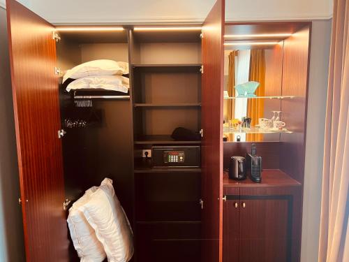 Prestige Double Room image 2