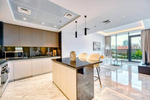 Luxurious 2 bedrooms w city view In Chaimaa Avenue 2 JVC - image 12