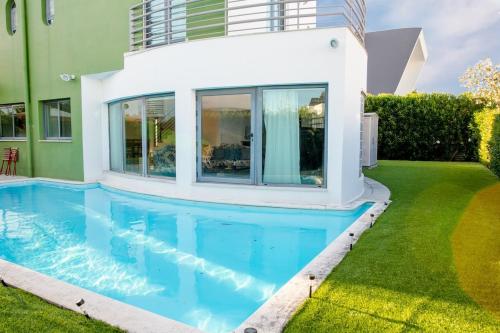 3 Bedroom Villa with Private Pool in Palmela
