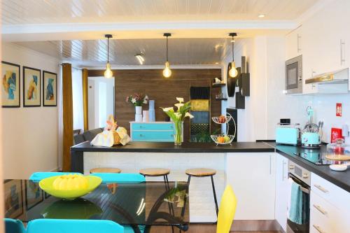 ห้องครัว, Casa da Fonte - Alojamento Local com Jacuzzi in นอร์เดสตินโฮ