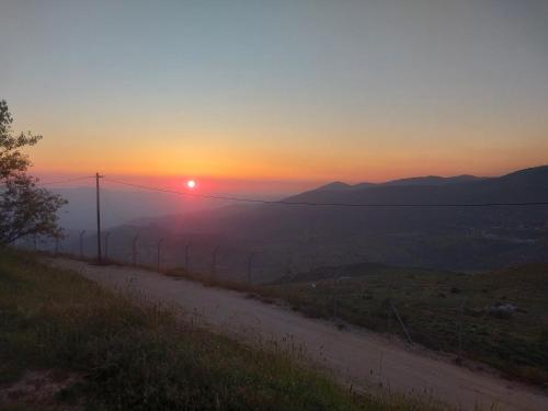 בקתות קסם חרמון in Majdal Shams