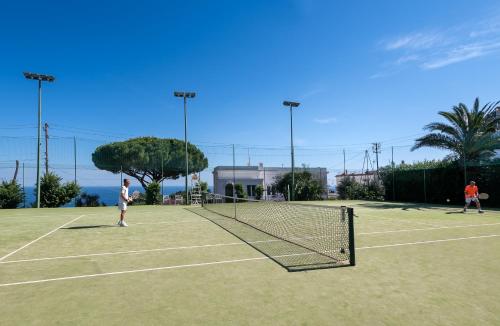 481385075 Hotel Quisisana