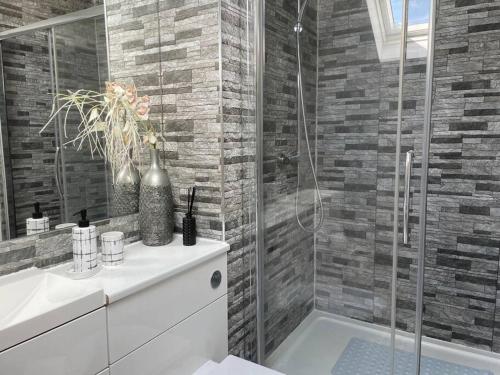 Bathroom, Fantastic home in Brightons, Falkirk. in Polmont