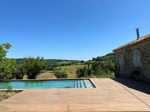 Maison charmante nature piscine chauffée gîte à louer Montcuq-en-Quercy-Blanc